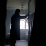 Полицейский и солдат-призрак
