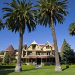 страшная история Winchester Mystery House (США, Сан-Хосе) Winchester Mystery House (США, Сан-Хосе)